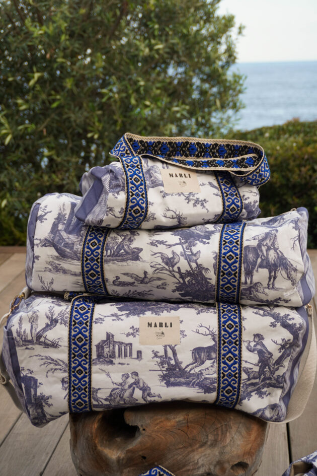 Sac Polochon dim toile de jouy bleu gris – Image 3