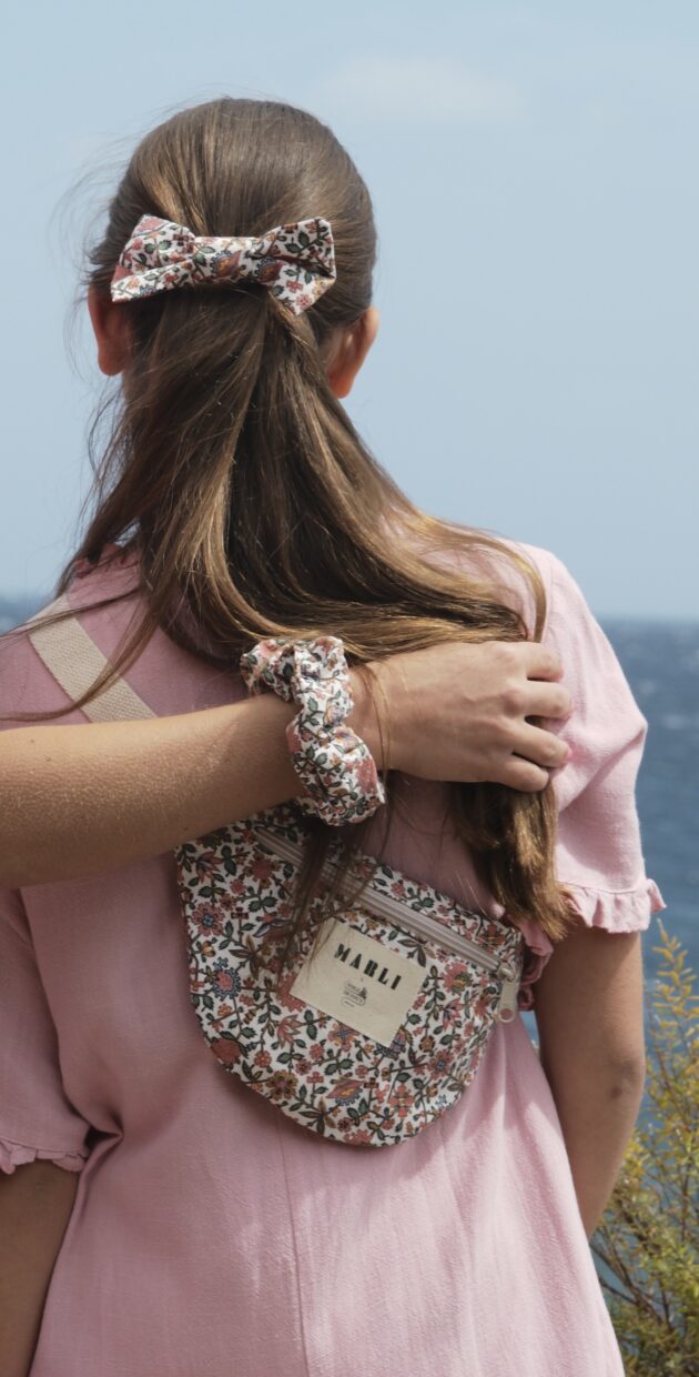 Noeud barette lila toile de jouy fleuri rose et vert – Image 2