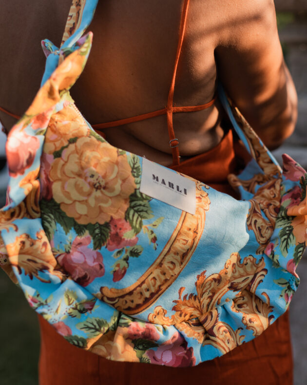 Sac banane froufrou paloma Fleuri baroque bleu ciel et bronze – Image 3