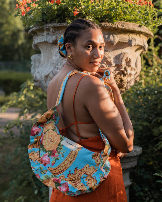 Sac banane froufrou paloma Fleuri baroque bleu ciel et bronze – Image 2