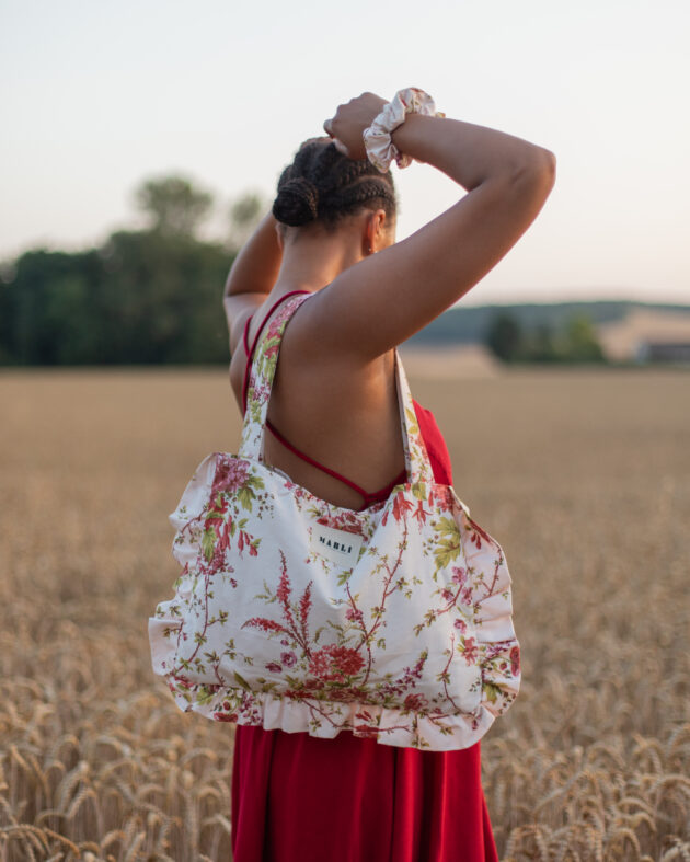 Cabas froufrou Emma fleuri rouge blanc et vert