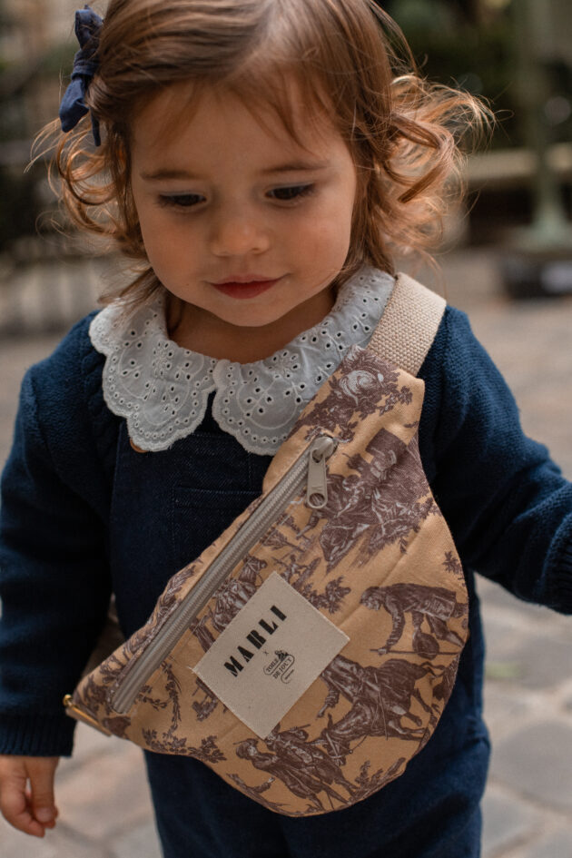 Sac banane mini Emilie - Toile de jouy beige et marron – Image 2
