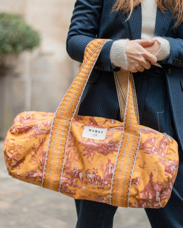 Sac Polochon dim toile de jouy terracota et moutarde – Image 3