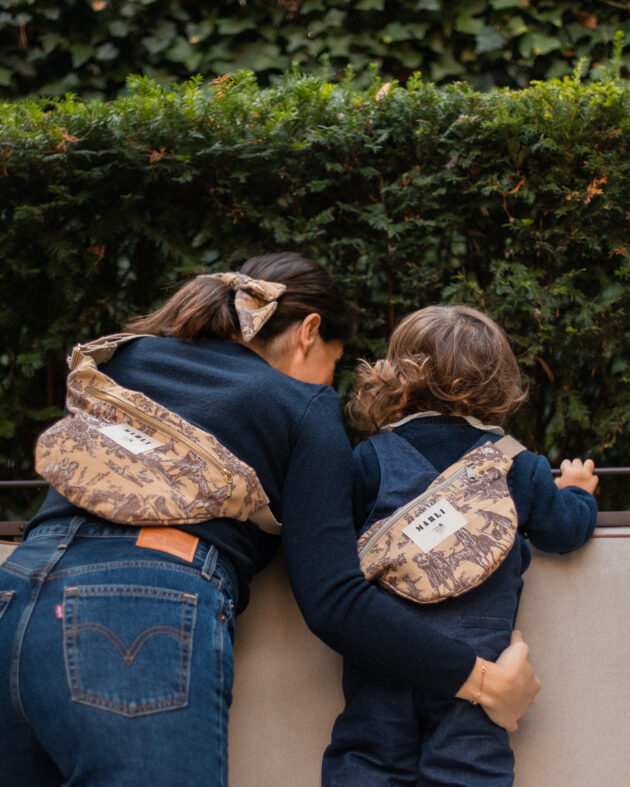 Sac banane Églantine - Toile de Jouy beige et marron – Image 2