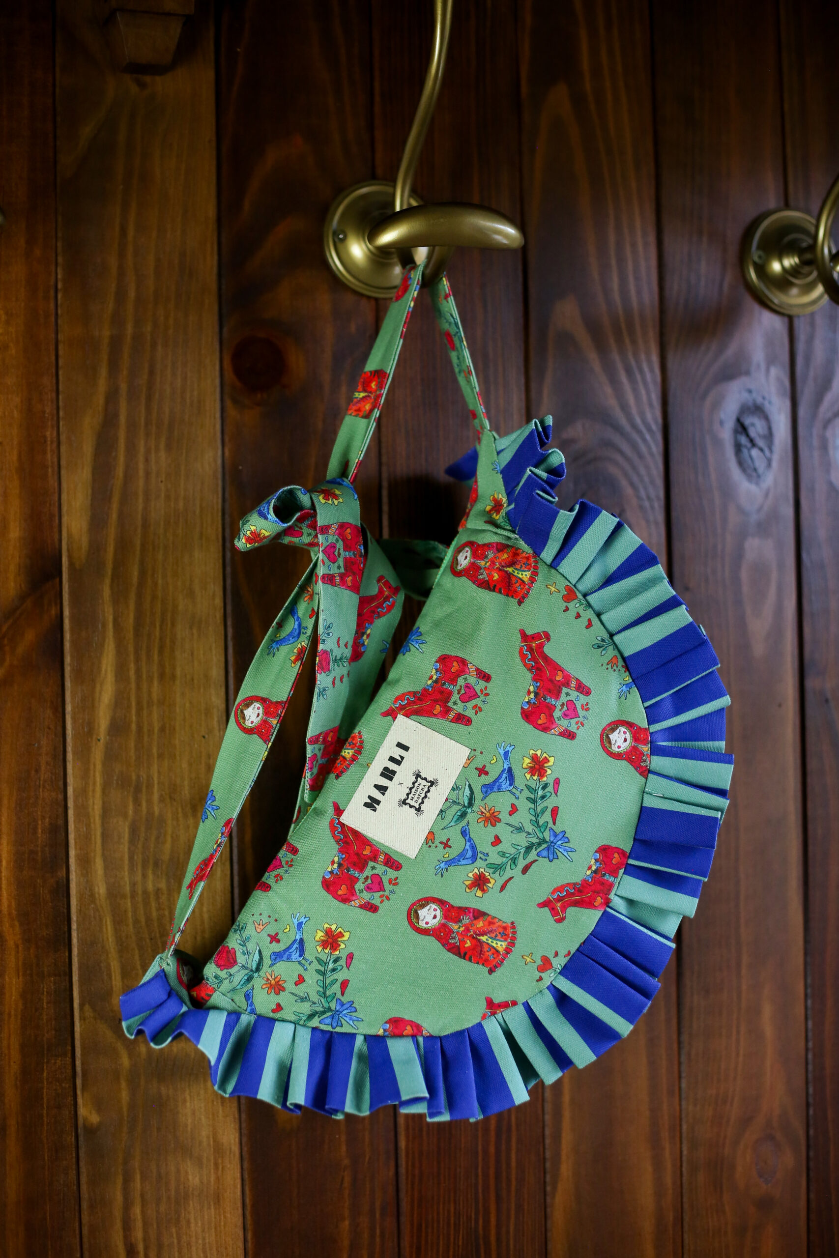 Banane froufrou Tatiana - Motif poupée russe chevaux verts