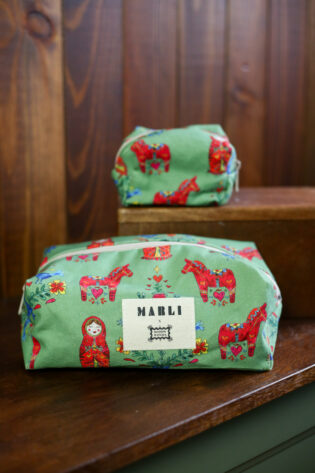 Trousse maxi Ekaterina  - Motif poupée russe chevaux verts