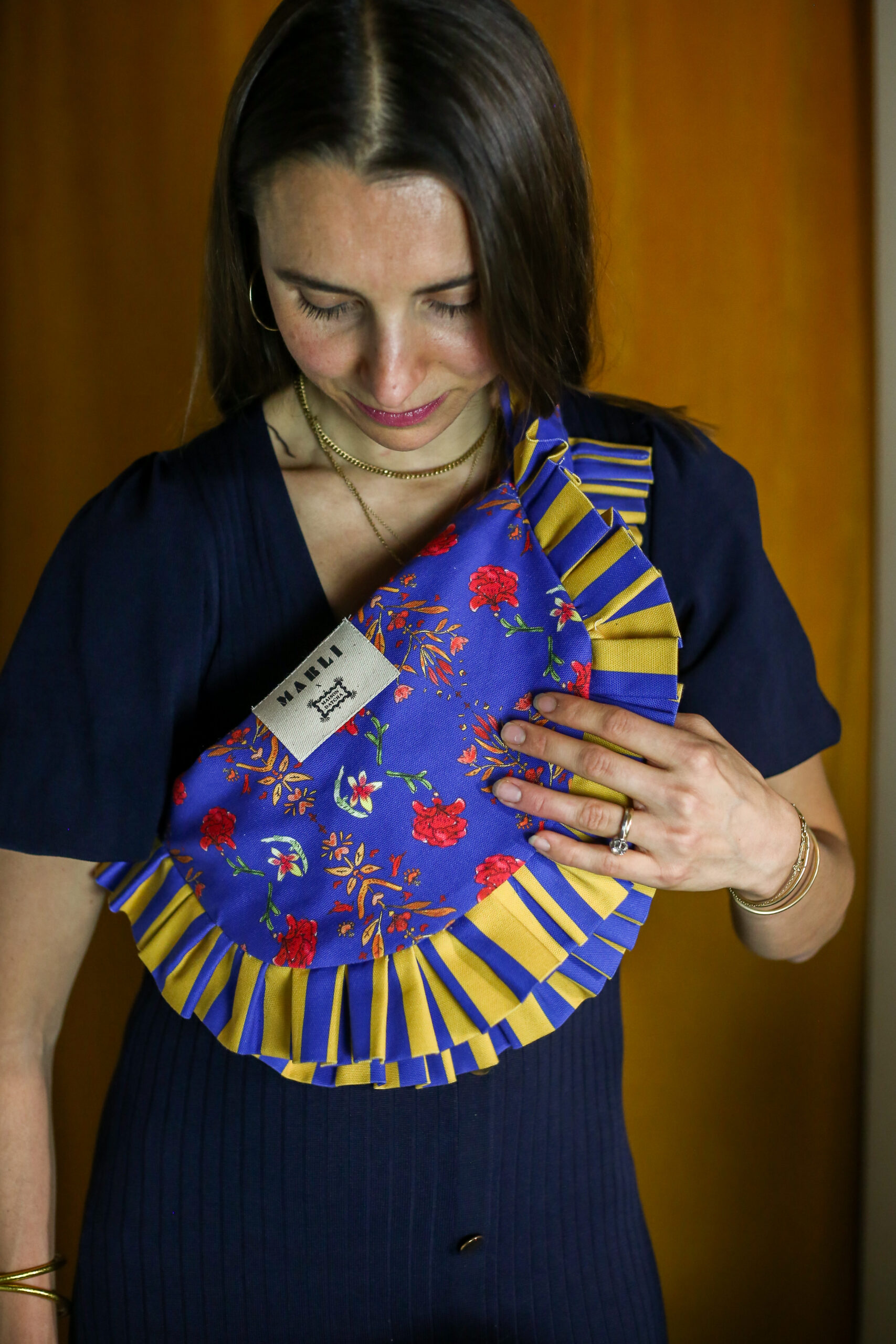 Banane froufrou Tatiana - Motif fleuri bleu indigo