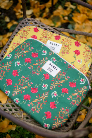 Pochette ordinateur Valentina  - Motif fleuri vert sapin